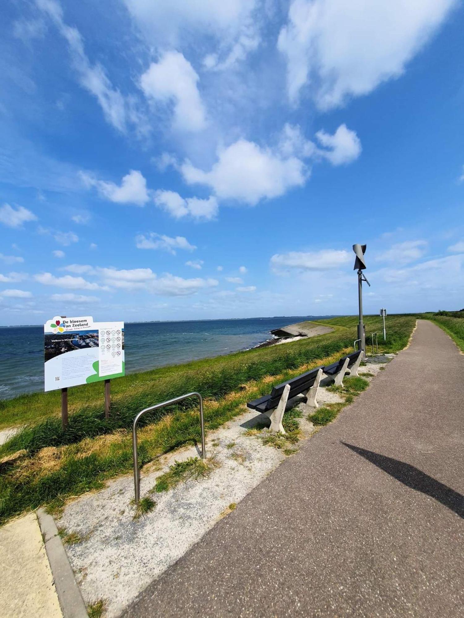 Vakantiehuis Op Villapark Oesterbaai Aan Zee , Met Speeltuin Grenzend Aan De Tuin Wemeldinge Exterior foto