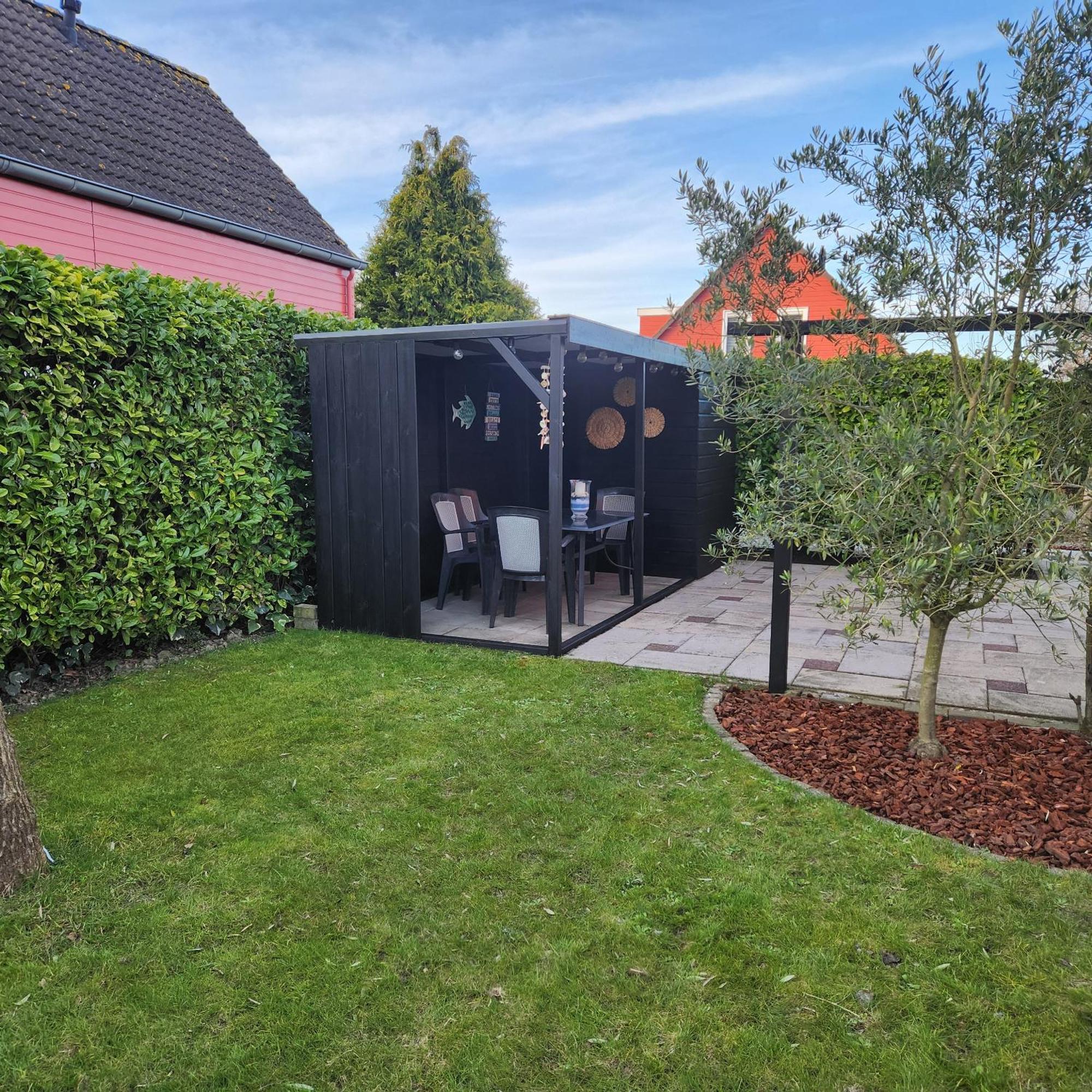 Vakantiehuis Op Villapark Oesterbaai Aan Zee , Met Speeltuin Grenzend Aan De Tuin Wemeldinge Exterior foto